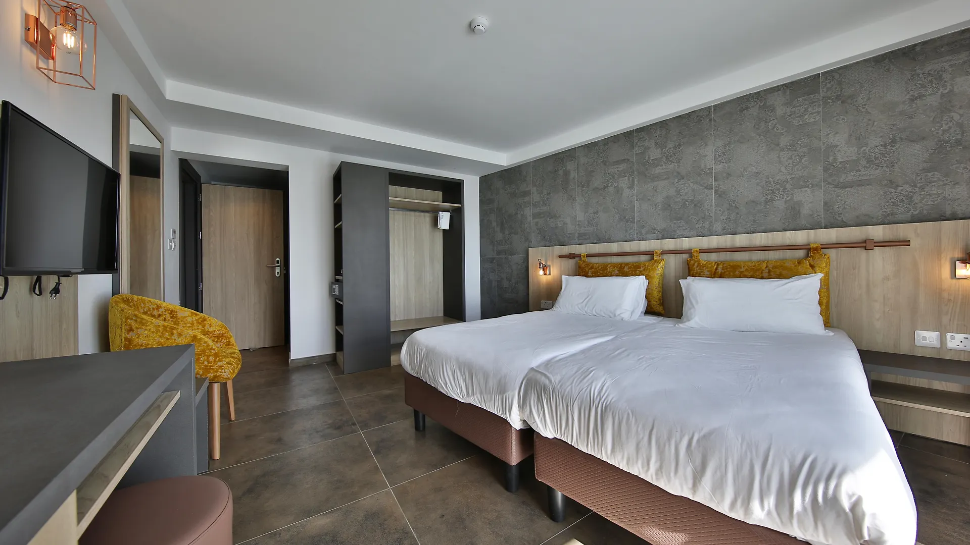 Ivy Hotel - Adults Only Saint Julian's