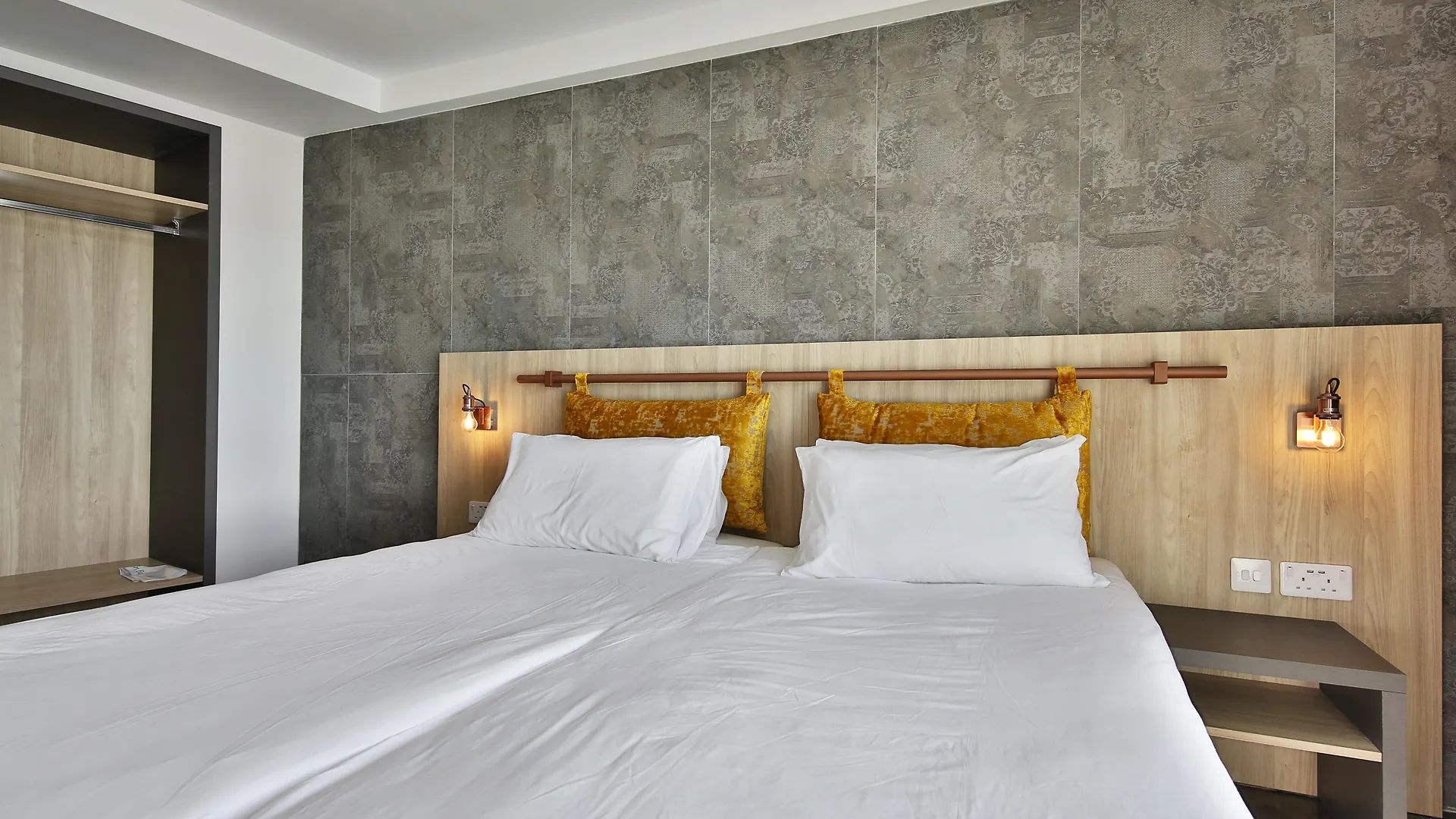 Ivy Hotel - Adults Only Saint Julian's 3*,  Malta