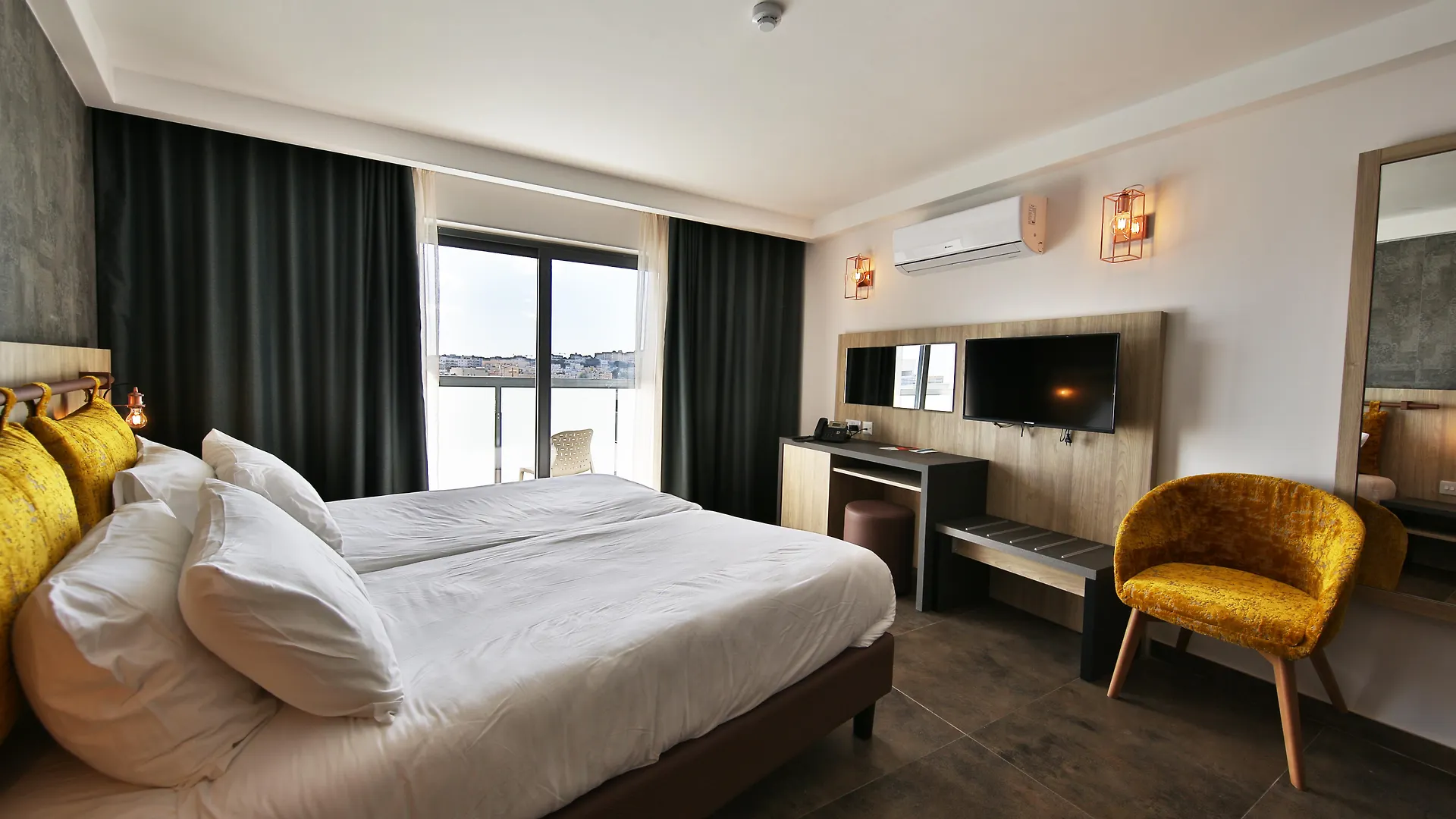 Ivy Hotel - Adults Only Saint Julian's